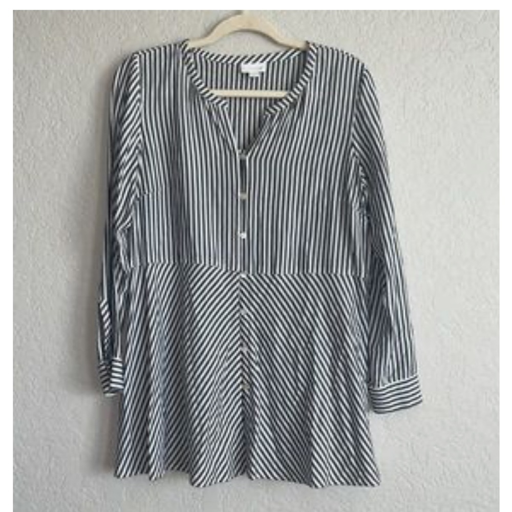 J Jill Black/White Stripe Tunic Rayon Long Roll Tab Sleeve Button